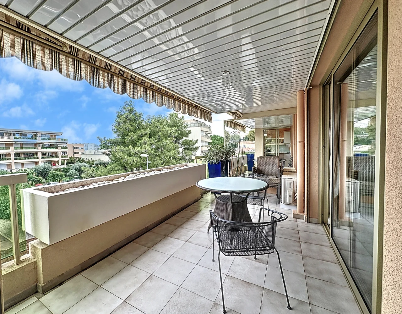 Appartement 1 chambre à louer à St laurent du var - Photo 1 du bien immobilier à ST LAURENT DU VAR