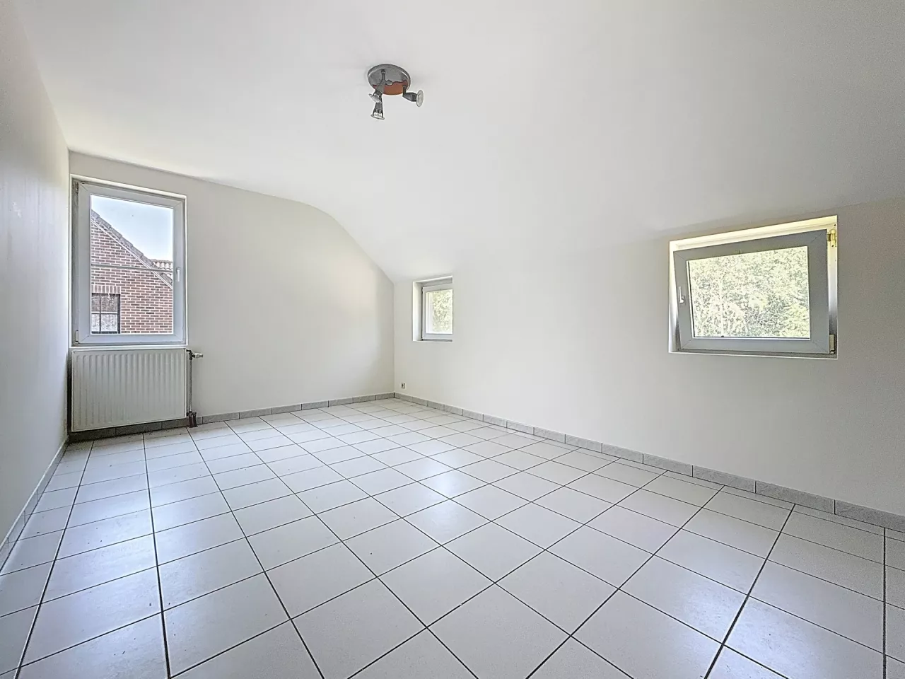 Maison 5 chambres à louer à Wavre - Photo 14 du bien immobilier à WAVRE