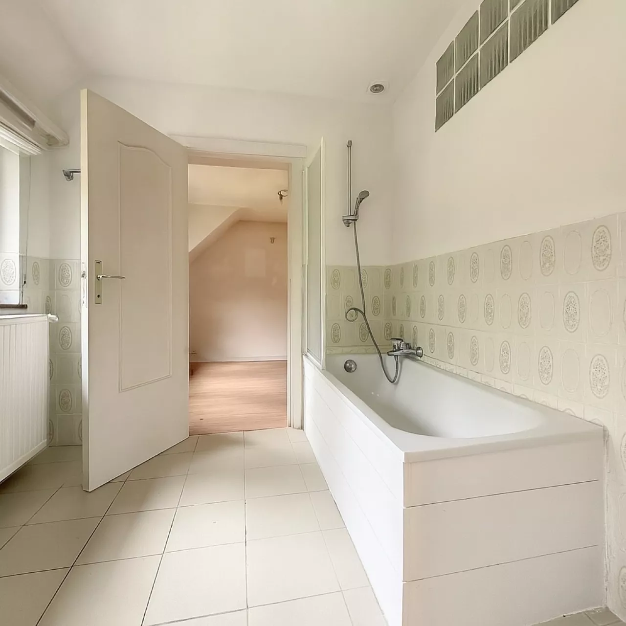 Maison 5 chambres à louer à Wavre - Photo 11 du bien immobilier à WAVRE
