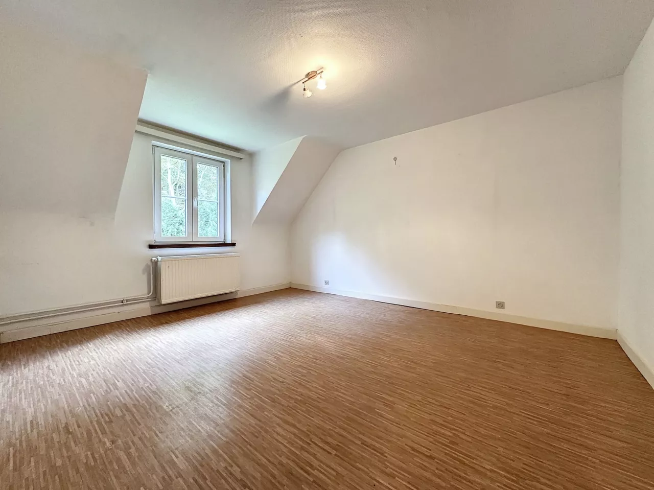 Maison 5 chambres à louer à Wavre - Photo 9 du bien immobilier à WAVRE